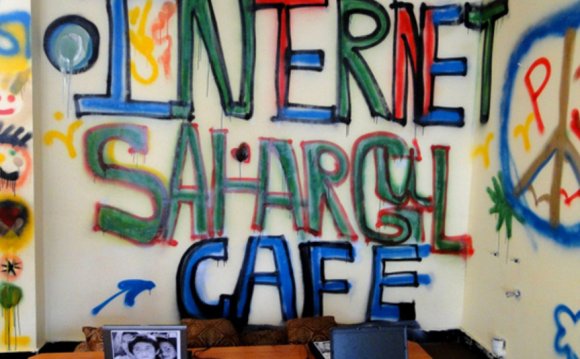 Women-Only Internet Cafe