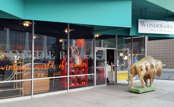 Vinyl Lettering & Store Sign