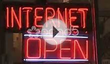 clip 622475: Internet café.